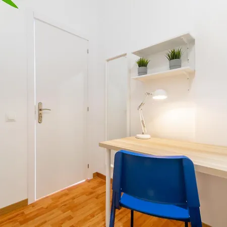 Private Double In A Shared Penthouse With Patios *
